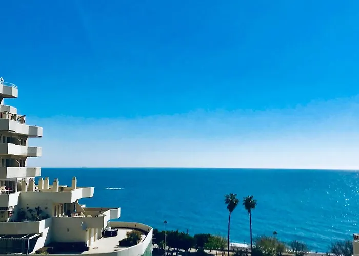 Estudios Y Apartamentos Benal Beach